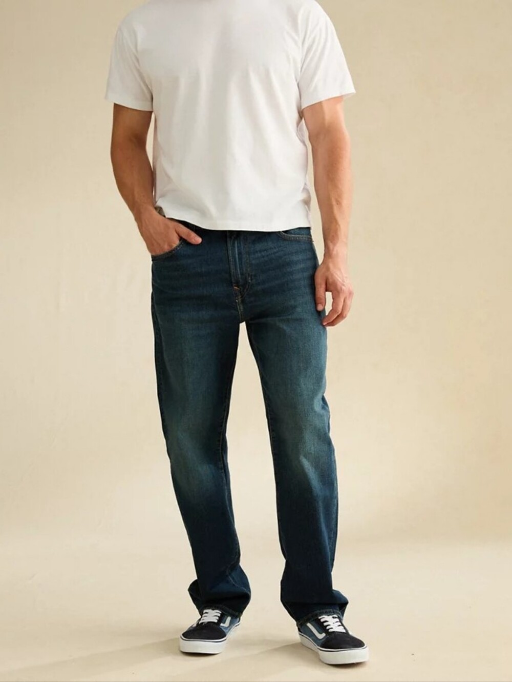 American Eagle Relaxed Straight Jeans
